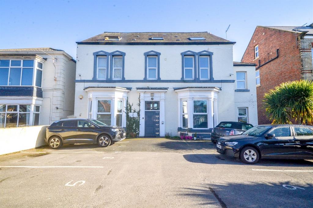 Newcastle Road, Fulwell 1 bed apartment for sale – £97,500