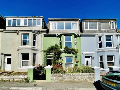 Queens Road, Furzeham, Brixham 4 bed terraced house for sale – £400,000