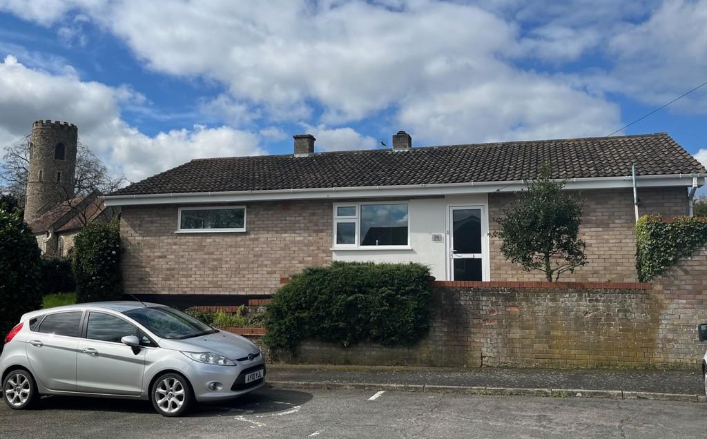 St. Peters Path, Halesworth 3 bed detached bungalow for sale – £290,000