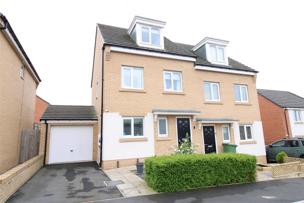 Vallum Place, Throckley, Newcastle Upon Tyne, 3 bedroom semi-detached house for sale at £195,000