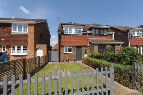 Walter Burke Avenue, Wouldham 2 bed semi-detached house for sale – £325,000