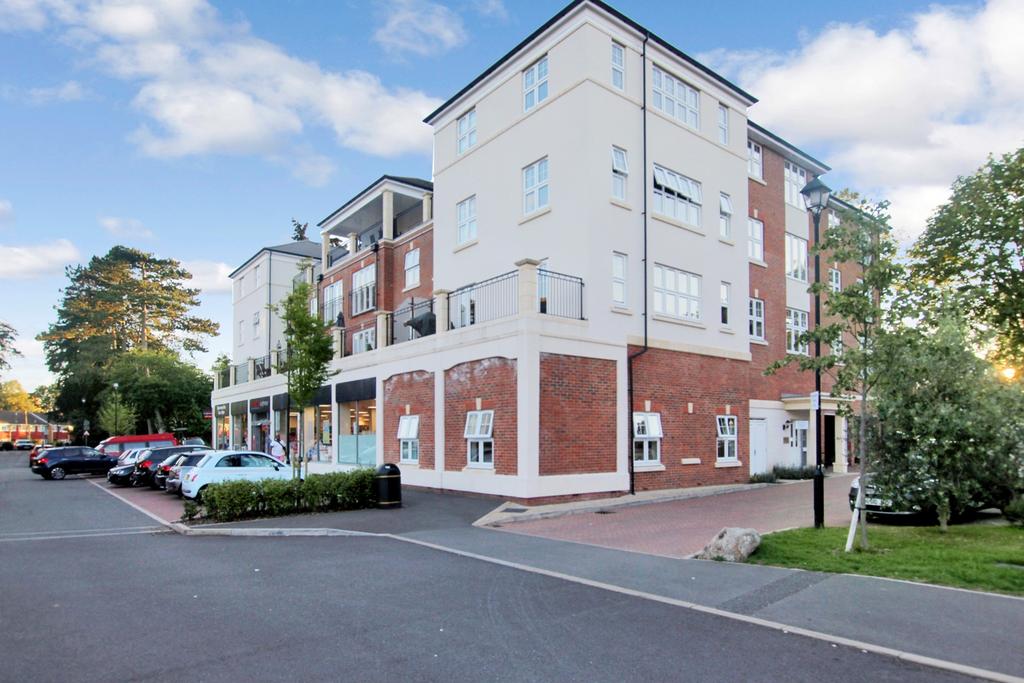 Watford WD17 2 bed apartment for sale – £365,000
