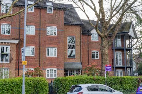 York Court, Burnage Lane, Burnage 2 bed flat for sale – £150,000