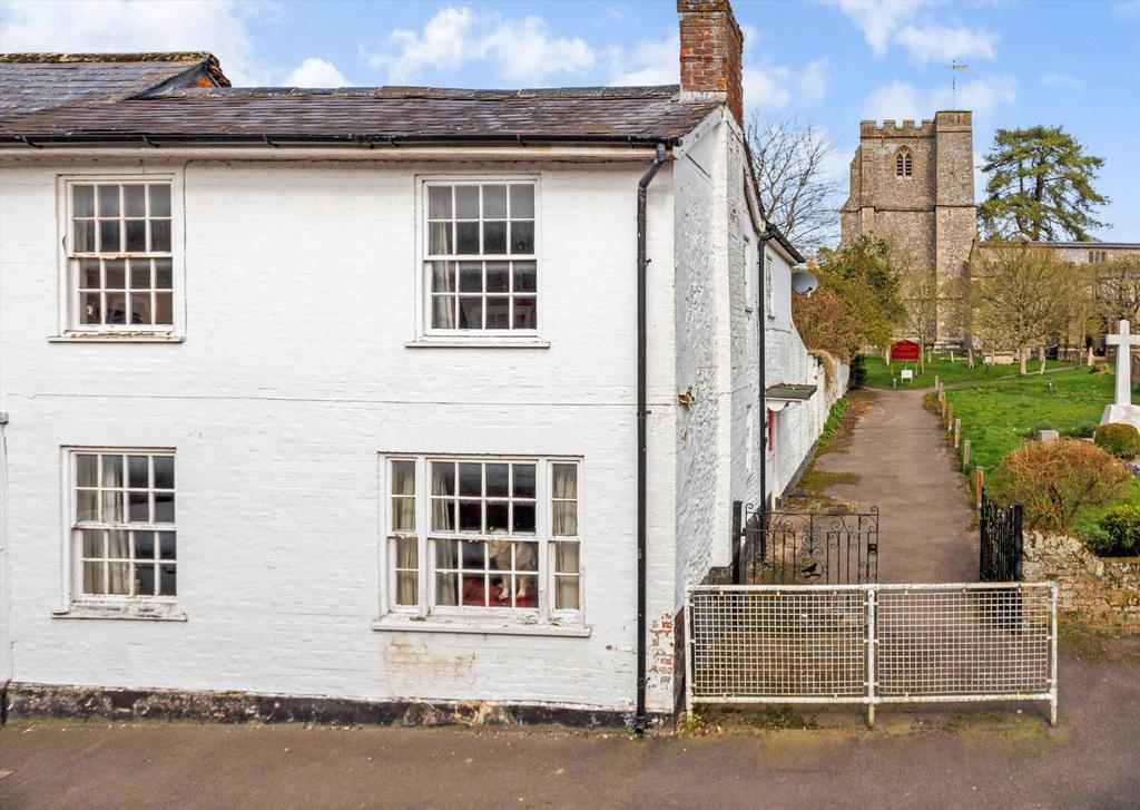 High Street, Ramsbury, Marlborough, Wiltshire, SN8 3 bed semi-detached house for sale - £475,000