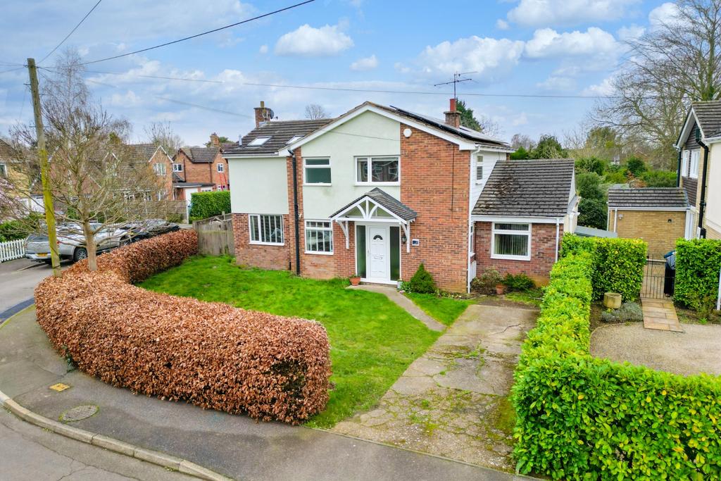  Langley Way, Hemingford Grey, Huntingdon, Cambridgeshire, PE28 4 bed detached house for sale - £700,000 