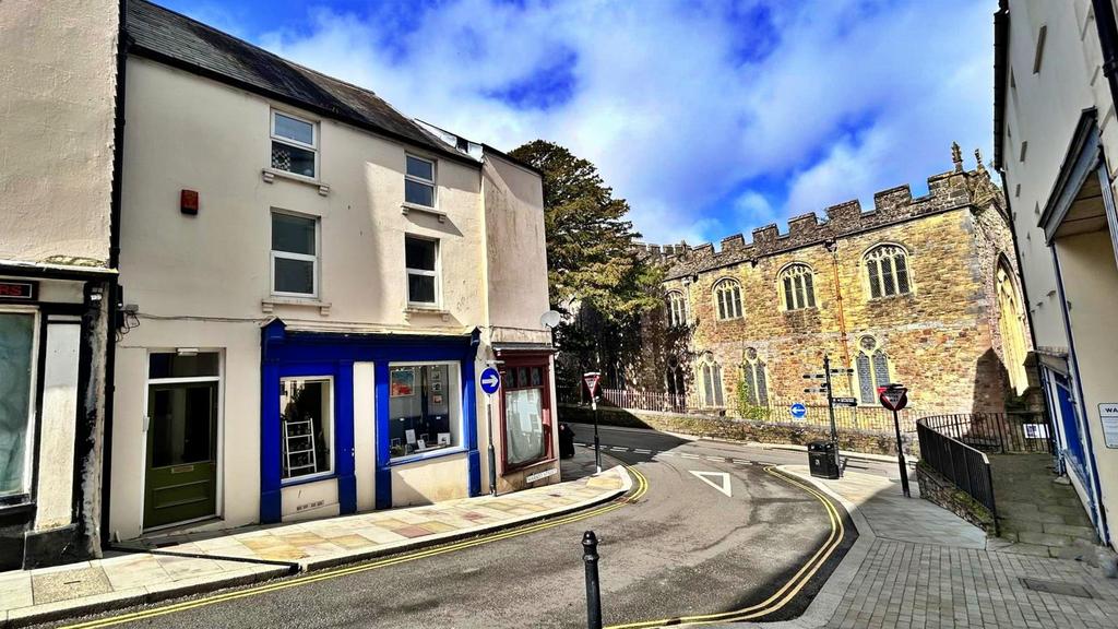  Market Street, Haverfordwest 2 bed apartment for sale - £140,000 