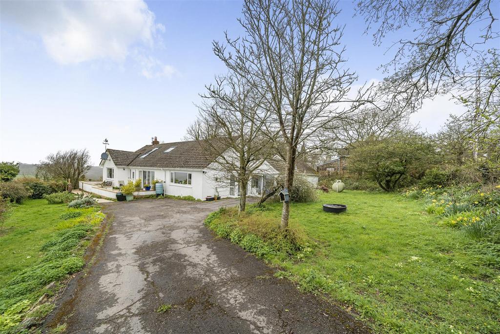 Trinity Hill Road, Musbury, Axminster 5 bed detached house for sale - £775,000 