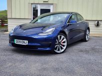 1714588070_TESLA-Model-3-Dual-Motor-Performance-AWD-20-Alloys.jpeg