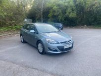 1714754094_Vauxhall-ASTRA-<a href="https://hupzo.com/listing-tag/estate/" class="st_tag internal_tag " rel="tag" title="Posts tagged with ESTATE">Estate</a>-2012-<a href="https://hupzo.com/listing-tag/manual/" class="st_tag internal_tag " rel="tag" title="Posts tagged with Manual">Manual</a>-1686-cc-5-doors.jpeg