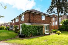 West Wickham BR4 2 bed maisonette for sale – £375,000