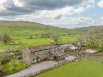 <a href="https://hupzo.com/listing-tag/ellershaw/" class="st_tag internal_tag " rel="tag" title="Posts tagged with Ellershaw">Ellershaw</a> Farm, Halton Gill, <a href="https://hupzo.com/listing-tag/skipton/" class="st_tag internal_tag " rel="tag" title="Posts tagged with Skipton">Skipton</a> 5 bed cottage for sale