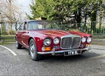 <a href="https://hupzo.com/listing-tag/daimler/" class="st_tag internal_tag " rel="tag" title="Posts tagged with Daimler">Daimler</a> 5.3 <a href="https://hupzo.com/listing-tag/double/" class="st_tag internal_tag " rel="tag" title="Posts tagged with Double">DOUBLE</a> SIX SERIES 1 AUTO. SWB | in