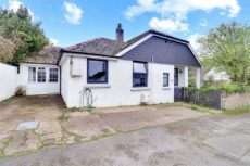 Willand Road, Braunton, Devon, EX33 4 bed bungalow to rent