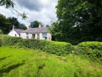 Waunfawr, Caernarfon. By Online… 1 bed cottage for sale –