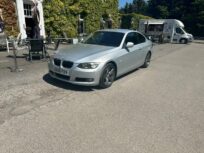 2009 BMW 3 <a href="https://hupzo.com/listing-tag/series/" class="st_tag internal_tag " rel="tag" title="Posts tagged with Series">Series</a> 2.0 320i SE Highline <a href="https://hupzo.com/listing-tag/coupe/" class="st_tag internal_tag " rel="tag" title="Posts tagged with Coupe">Coupe</a> 2dr