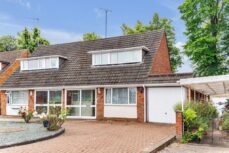 Florence Avenue, <a href="https://hupzo.com/listing-tag/luton/" class="st_tag internal_tag " rel="tag" title="Posts tagged with Luton">Luton</a> 3 bed <a href="https://hupzo.com/listing-tag/chalet/" class="st_tag internal_tag " rel="tag" title="Posts tagged with chalet">chalet</a> for sale – £335,000