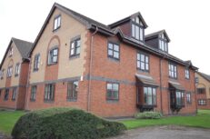 Oakwood Close, Blackpool FY4 2 bed flat to rent –