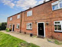 Hinton Parva SN4 3 bed cottage to rent – £1,395