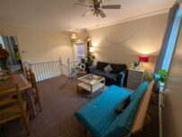 Mill Hill Road, Cowes 1 bed maisonette to rent –