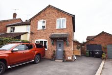 Orchard Close, Bodenham 3 bed semi-detached house to rent –