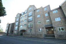 Victoria Road, Newport 1 bed apartment to rent – £750