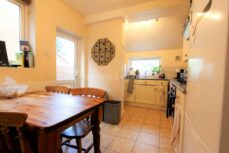 St Edwards Road, <a href="https://hupzo.com/listing-tag/reading/" class="st_tag internal_tag " rel="tag" title="Posts tagged with Reading">Reading</a> 3 bed terraced <a href="https://hupzo.com/listing-tag/house/" class="st_tag internal_tag " rel="tag" title="Posts tagged with House">house</a> to rent