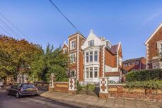 Merton Road, Southsea 2 bed apartment to rent – £1,000
