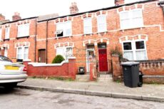 Room 3, 44 North Street… Terraced house to rent –