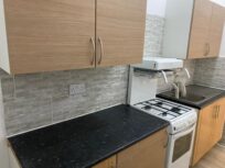 Stockport Road, Ashton-under-Lyne OL7 1 bed in a flat share