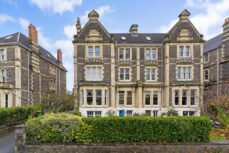 Downleaze, <a href="https://hupzo.com/listing-tag/stoke/" class="st_tag internal_tag " rel="tag" title="Posts tagged with Stoke">Stoke</a> Bishop, <a href="https://hupzo.com/listing-tag/bristol/" class="st_tag internal_tag " rel="tag" title="Posts tagged with Bristol">Bristol</a>, BS9 3 bed flat for sale