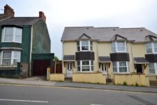 Treowen Road, Pembroke Dock 2 bed end of terrace <a href="https://hupzo.com/listing-tag/house/" class="st_tag internal_tag " rel="tag" title="Posts tagged with House">house</a>