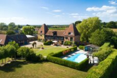 Denne Manor Lane, Shottenden… 7 bed <a href="https://hupzo.com/listing-tag/detached/" class="st_tag internal_tag " rel="tag" title="Posts tagged with detached">detached</a> <a href="https://hupzo.com/listing-tag/house/" class="st_tag internal_tag " rel="tag" title="Posts tagged with House">house</a> for sale