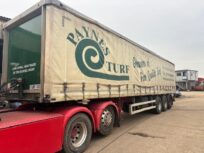 SDC Tri-alxe tautliner | in Colchester, Essex | Hupzo Trucks