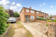 Birch Close, Tunbridge Wells 2 bed end of terrace house