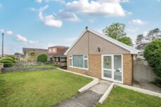 Heol Y Rhedyn, Morriston, Swansea 3 bed detached bungalow for
